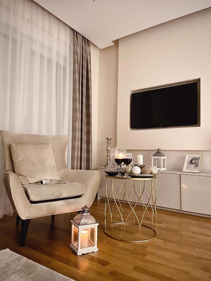 Tiffany Lux Apartment 트레빈예 외부 사진